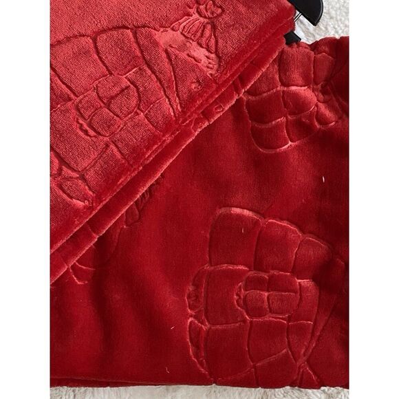 Peanuts Snoopy Embossed Puffer Jacket Puffy Coat Soft Throw Blanket 50 X 70” Red - Picture 10 of 15